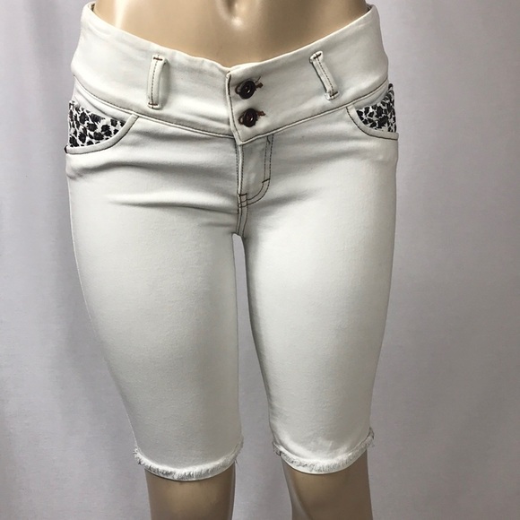 Apple you got the juice jean short size 5 - Picture 1 of 4